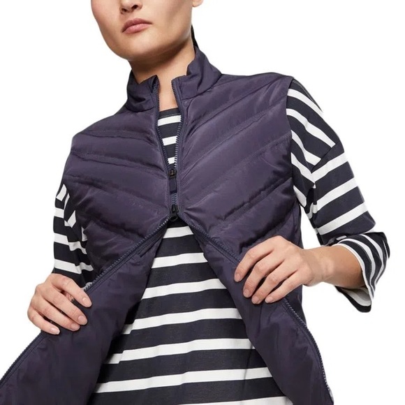 Nike Women's AeroLoft Repel Vest - Picture 3 of 9